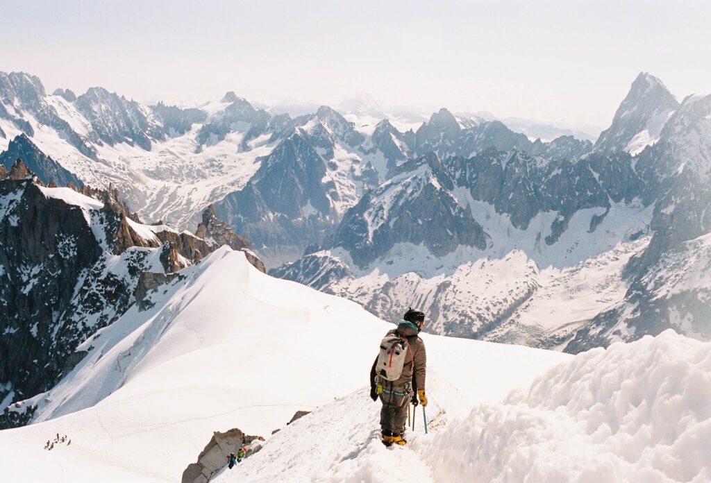 Alpiniste dans les Alpes